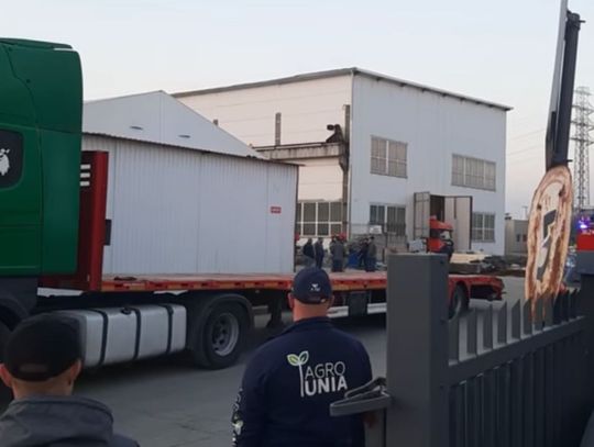 Kolejna akcja AgroUnii we Włocławku. Czy nawozy były nieprawidłowo przechowywane?