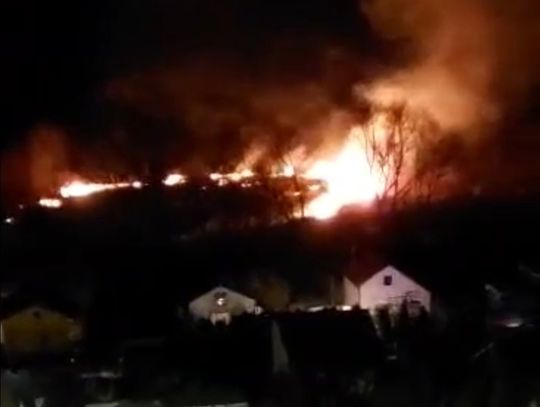 Kolejny pożar nad Wisłą, tym razem na wysokości ul. Toruńskiej