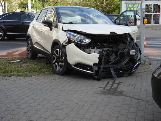 Kolizja na skrzyżowaniu Kaliskiej i Zbiegniewskiej
