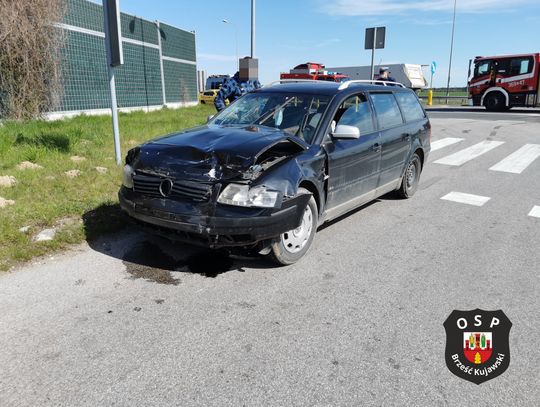 Kolizja w Pikutkowie. 40-letni kierujący Kią uderzył w Volkswagena