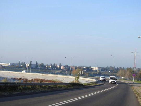 Komunikat dla kierowców, przejazd przez zaporę będzie wstrzymany