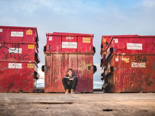 Kontener na gruz Bydgoszcz - prawidłowy wywóz odpadów z budowy