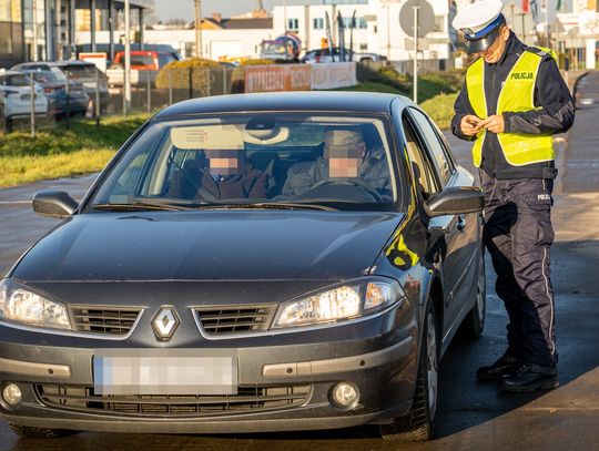 Kontrole policyjne: 31-latek kierował autem mając 3 promile, czterech kierowców straciło czasowo prawa jazdy
