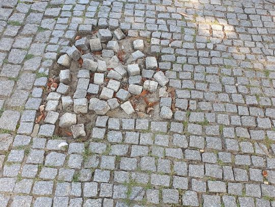 "Koszmarki" poprzedniej władzy do wymiany. Najpierw Stary Rynek, teraz Zielony