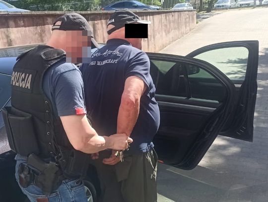 Kradli samochody we Włocławku, Toruniu i Bydgoszczy. 68 i 42-latek wpadli na gorącym uczynku