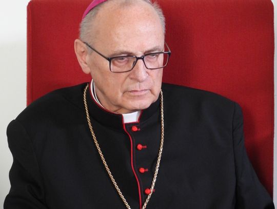 Ks. bp. Wiesław Mering jest zakażony koronawirusem. Przebywa izolacji