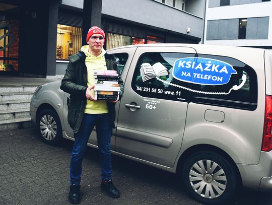 "Książka na telefon" w Miejskiej Bibliotece Publicznej