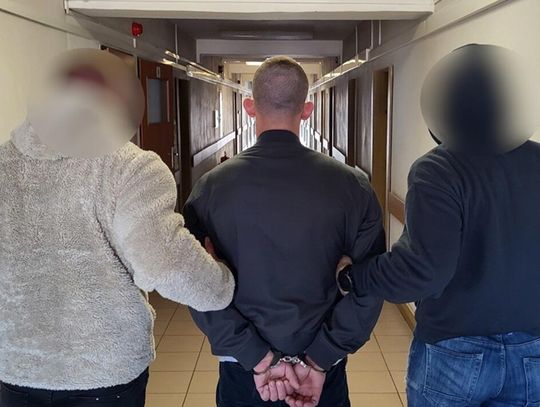List gończy nie pomógł. Włocławscy policjanci z grupy poszukiwawczej schwytali 31-latka