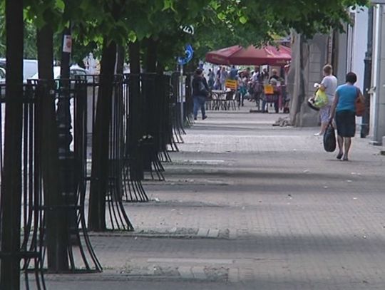 Mieszkańcy nie chcą ruchu kołowego na ul. 3-go Maja, chcą więcej policji. Zakończyła się ankieta 