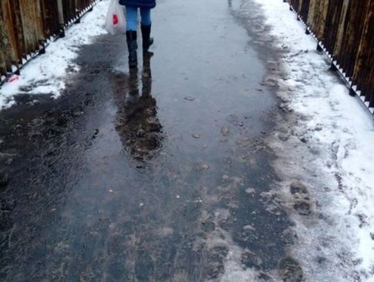 Mieszkańcy Zazamcza interweniują. Znów chodzi o kładkę