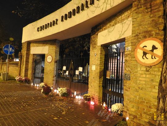 MOPR podwiezie 1 listopada starszych i niepełnosprawnych na cmentarz 