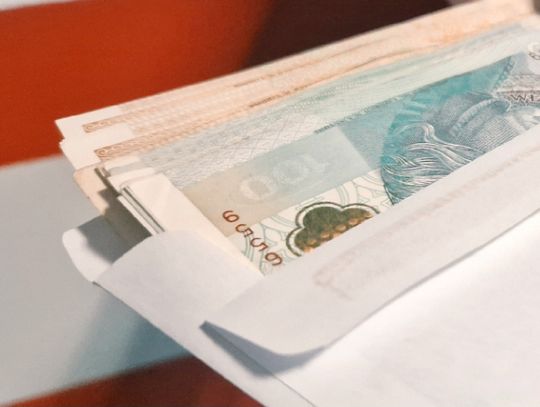 MOPR wypłaci dodatek osłonowy. Dla kogo, co zrobić by otrzymać?
