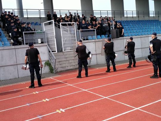 Mundurowi z regionu szkolili się na włocławskim stadionie