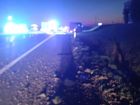 Na autostradzie A1 pojazd ciężarowy zjechał do rowu. Ruch był utrudniony