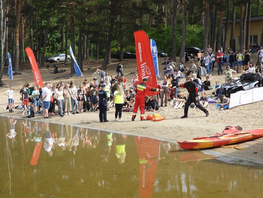 Nad Jeziorem Czarnym odbyły się pokazy ratownictwa wodnego