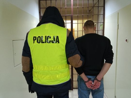 Niepełnoletni włocławianin pobił i okradł 27-latka. Grozi mu do 12 lat pozbawienia wolności