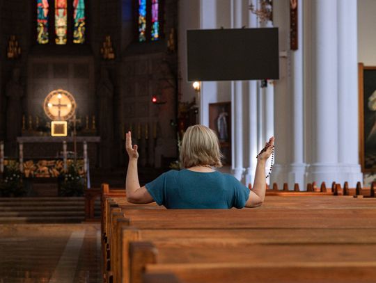 O 600 spadła liczba zawieranych małżeństw w diecezji. Ochrzczono 1000 dzieci mniej. Na religię uczęszcza 91% uczniów. Kościół podaje statystyki