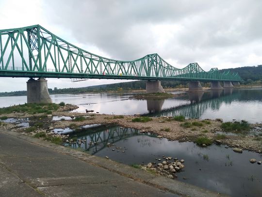 Od rekordowo niskiego poziomu Wisły we Włocławku dzieli nas jedynie 60 cm