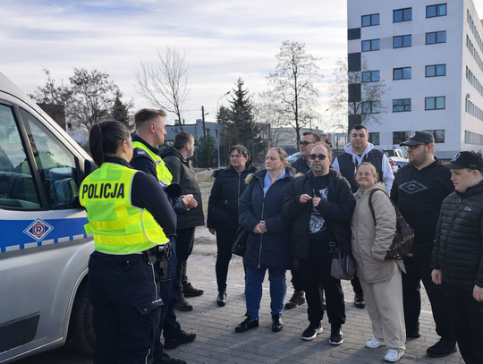 Podopieczni Stowarzyszenia OLIGO z wizytą w Komendzie Policji we Włocławku