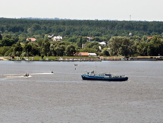 Orkan i Sokół dotarły do naszego miasta. Dwa nowe lodołamacze będą stacjonowały na Zbiorniku Wodnym we Włocławku