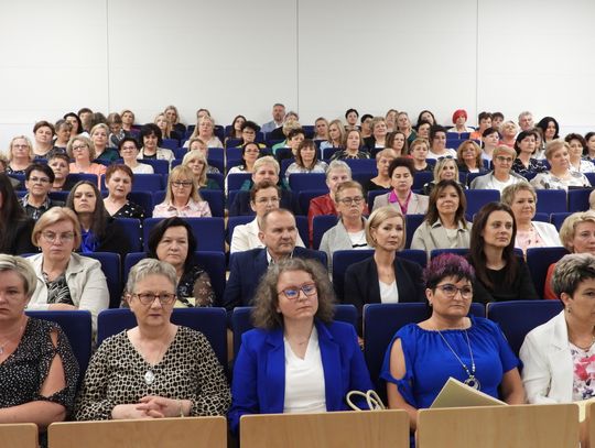 Dziś Dzień Pielęgniarki. W PANS odbywa się konferencja naukowa