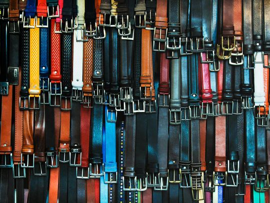 Paski męskie – jak wybrać idealny model do każdej stylizacji?