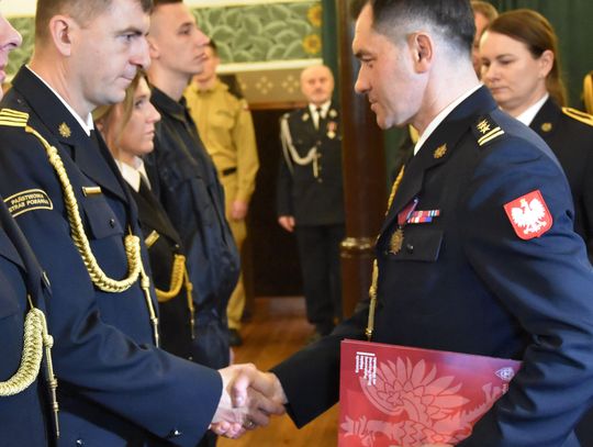 Piątkowy apel w Starej Remizie. Lista strażaków jest długa