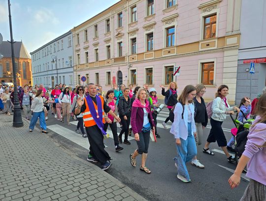 Pielgrzymi z Włocławka wyruszyli do Częstochowy. To 37. piesza pielgrzymka na Jasną Górę