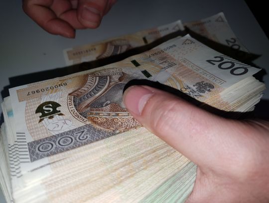 Podawał się za funkcjonariusza CBŚ. 66-latka straciła ponad 50 000 zł