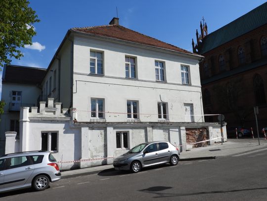 Pół miliona złotych kary za ingerencję w zabytek. Czy konserwator nałoży karę na AZK?