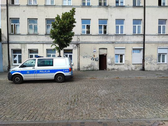 Policja i prokurator na Zielonym Rynku. Zgon 44-latka