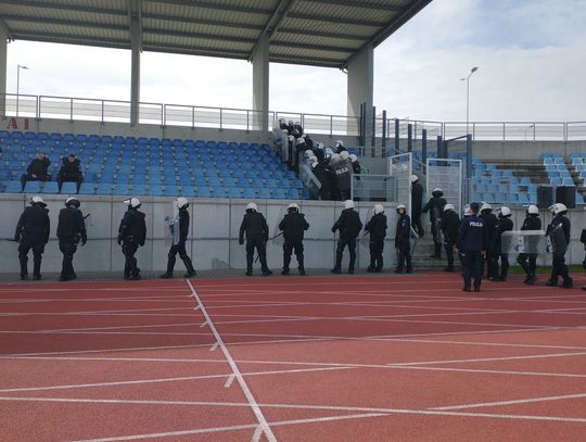 policja, stadion,włocławek,