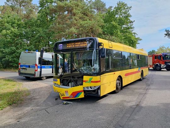 Policja poszukuje świadków wypadku drogowego na os. Michelin