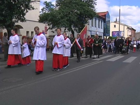 Policja publikuje wykaz utrudnień na drogach związanych z jutrzejszymi procesjami