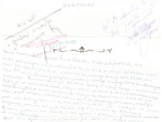 Policjanci pomogli 62-latce, która doznała poważnego urazu. Otrzymali podziękowania od poszkodowanej