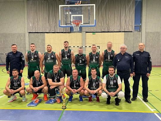 Policjanci z Włocławka Wicemistrzami Polski w koszykówce