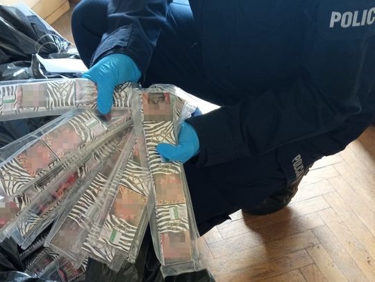 Policjanci zabezpieczyli ponad 150 tys. sztuk nielegalnych papierosów