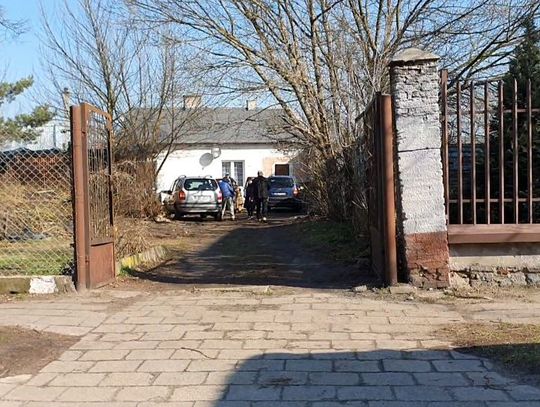 Pomylił gaz z hamulcem. Wjechał w budynek przy ul. Dziewińskiej