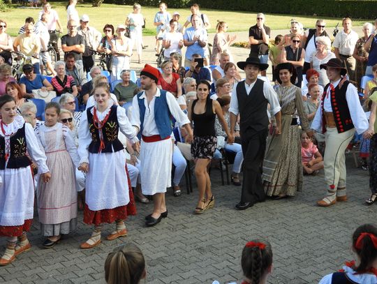 Portugalczycy tańczyli na placu Wolności