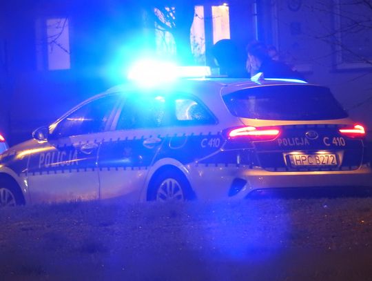 Potrącenie przy ul. Królewieckiej. Matka i dziecko trafili do szpitala