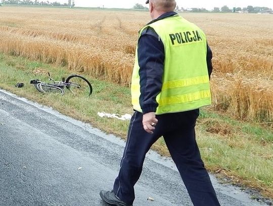 Potrącenie rowerzysty w regionie. 39-latek przewieziony do szpitala