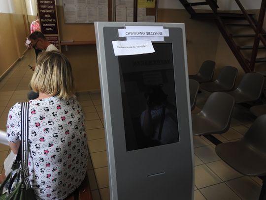 Poważna awaria w Wydziale Komunikacji. Dyrektor jednak zapewnia, że umówione wcześniej wizyty...