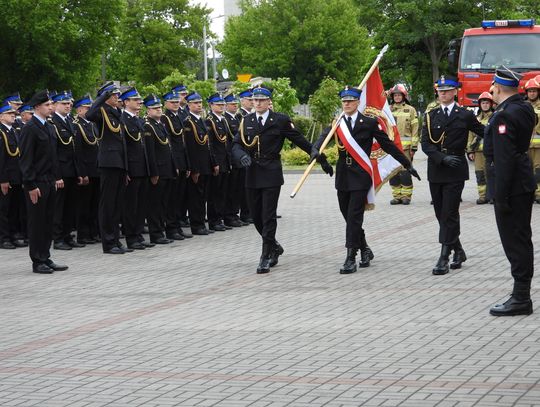 Powiatowy Dzień Strażaka we Włocławku. Wręczono nagrody i awanse