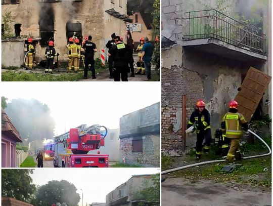 Pożar budynku przy ul. Krótkiej. Wjazd na ulicę zablokowany