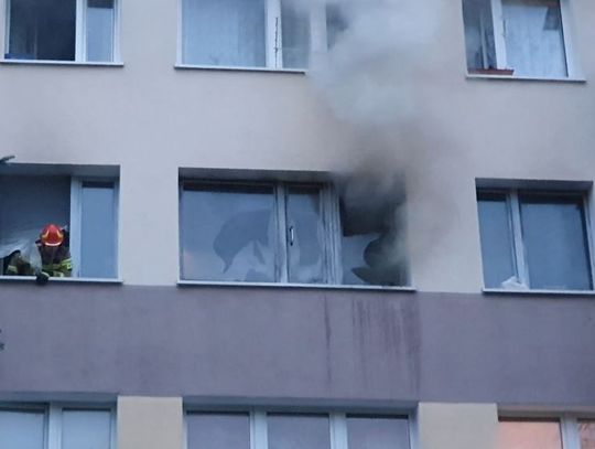 Pożar mieszkania przy 14 Pułku Piechoty. Zwęglone ciało 81-letniego lokatora