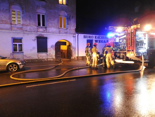 Pożar mieszkania przy ul. Św. Antoniego. Jedna osoba z oparzeniami trafiła do szpitala