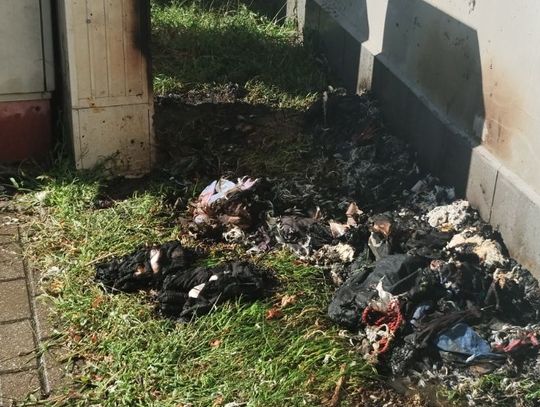 Pożar skrzynki zasilania na Śródmieściu. Doszło do podpalenia