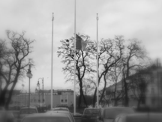 Prezydent ogłosił żałobę we Włocławku. Będzie dostępna również księga kondolencyjna 