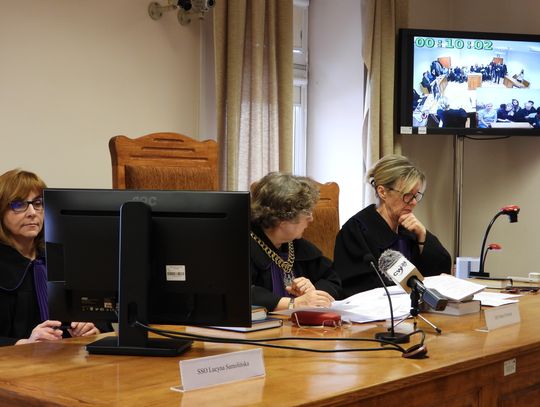 Proces w sprawie protestu wyborczego KWW Macieja Maciaka w toku. Dziś przesłuchano dziesięcioro członków komisji