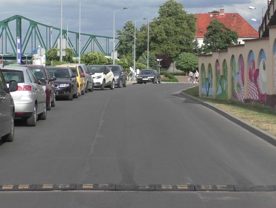 Przeciętny samochód zarejestrowany we Włocławku ma na liczniku 194 tys. km